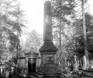 Dzień Wszystkich Świętych w Krakowie w latach 1925-1935