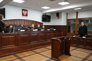 Bił, szarpał, groził śmiercią. Jest wyrok dla Pawła F. za bestialski gwałt na 11-latce