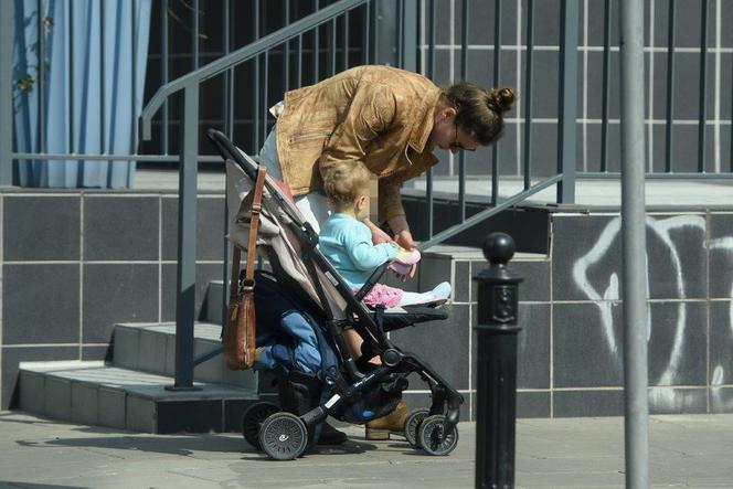Jest tatą w życiu, chce być ojcem w serialu