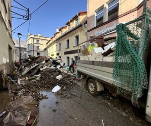 Sytuacja powodziowa w Kłodzku. Tak wyglądają zniszczenia po powodzi 