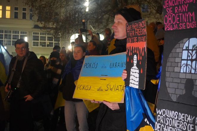 Manifestacja w trzecią rocznicę wybuchu wojny w Ukrainie