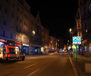 Wszedł do gabinetu terapeuty i wyciągnał broń. Później oddał strzał