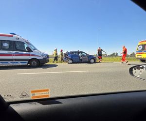 Zderzenie dwóch aut na S5 w Żninie! Trzy osoby trafiły do szpitala [ZDJĘCIA]