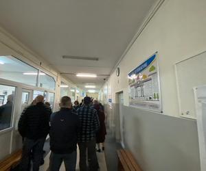 Wybory 2023. W lokalach wyborczych pojawiło się wielu łodzian