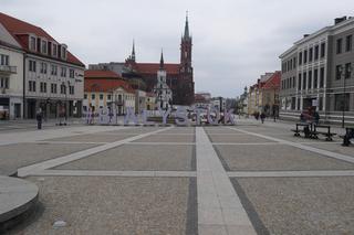 Koronawirus: Czy białostoczanie boją się zarazy? Tak wyglądają ulice Białegostoku