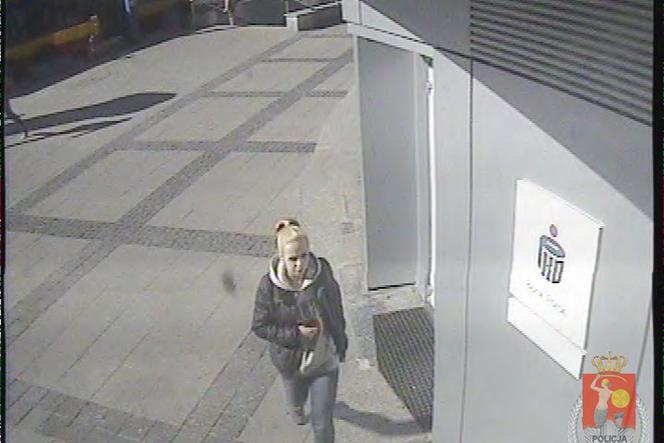 Fałszywa policjantka