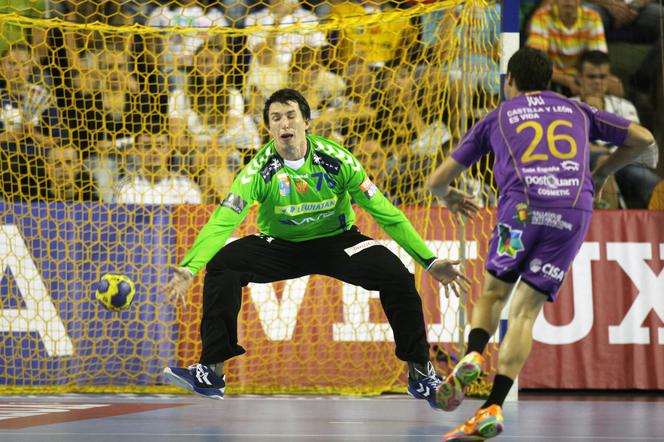 St. Petersburg HC - Vive Kielce. Sławomir Szmal: Ruszamy na wojnę do Rosji WYWIAD