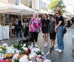 Ataki nożowników w Sydney! Tak mieszkańcy miasta składają hołd zmarłym