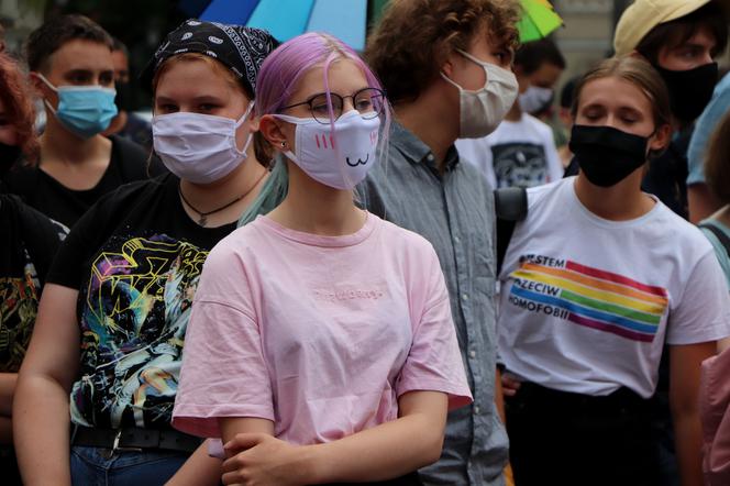 Demonstracja "Nie damy się zastraszyć" w Toruniu