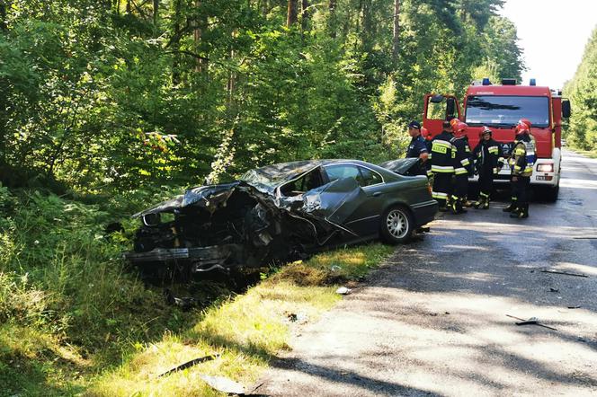 Wypadek między Adamowem a Starachowicami. Kierowca BMW miał 3 promile