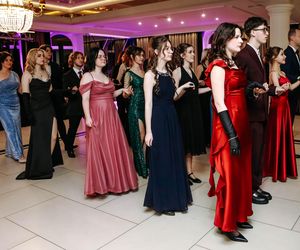 Elegancka studniówka maturzystów z I LO w Rybniku. Ten bal zapamiętają na długo