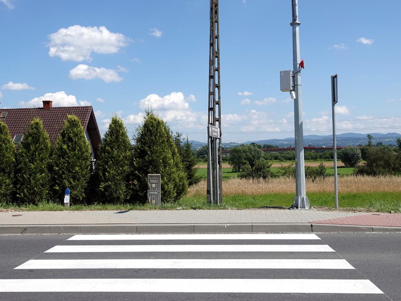 Kolejne bezpieczne przejścia dla pieszych powstaną w regionie. W ponad 30 miejscach