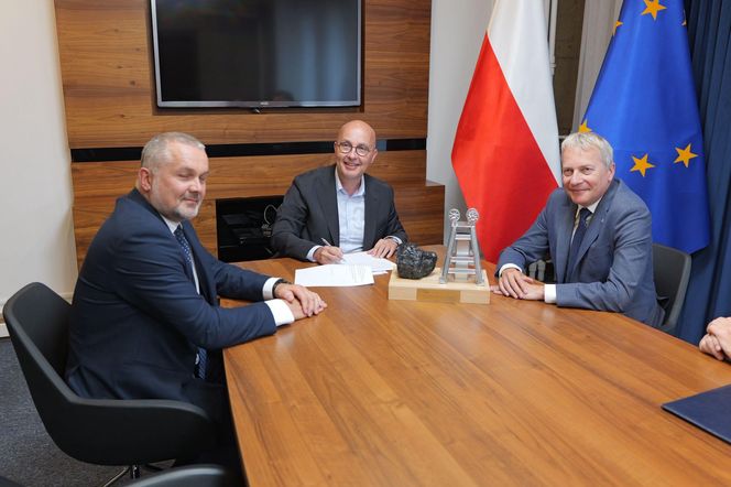 Polski węgiel dla elektrowni w Jaworznie - Skarb Państwa zatwierdza nowe inwestycje w Południowym Koncernie Węglowym