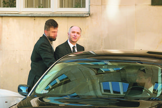 Szef KNF dostał ochronę