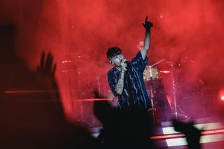 Tłumy na Łódź Summer Festival 2025. Louis Tomlinson porwał publikę, Doda zniszczyła labubu, wejścia zamknięto!