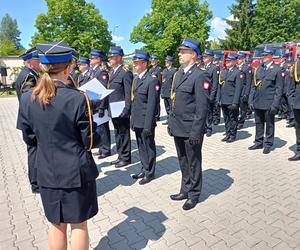 Akty nadania wyższych stopni służbowych odebrało w tym roku 21 strażaków z Komendy Miejskiej PSP w Siedlcach