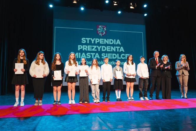Blisko 700 najzdolniejszych siedleckich uczniów z nagrodami za dokonania w nauce!