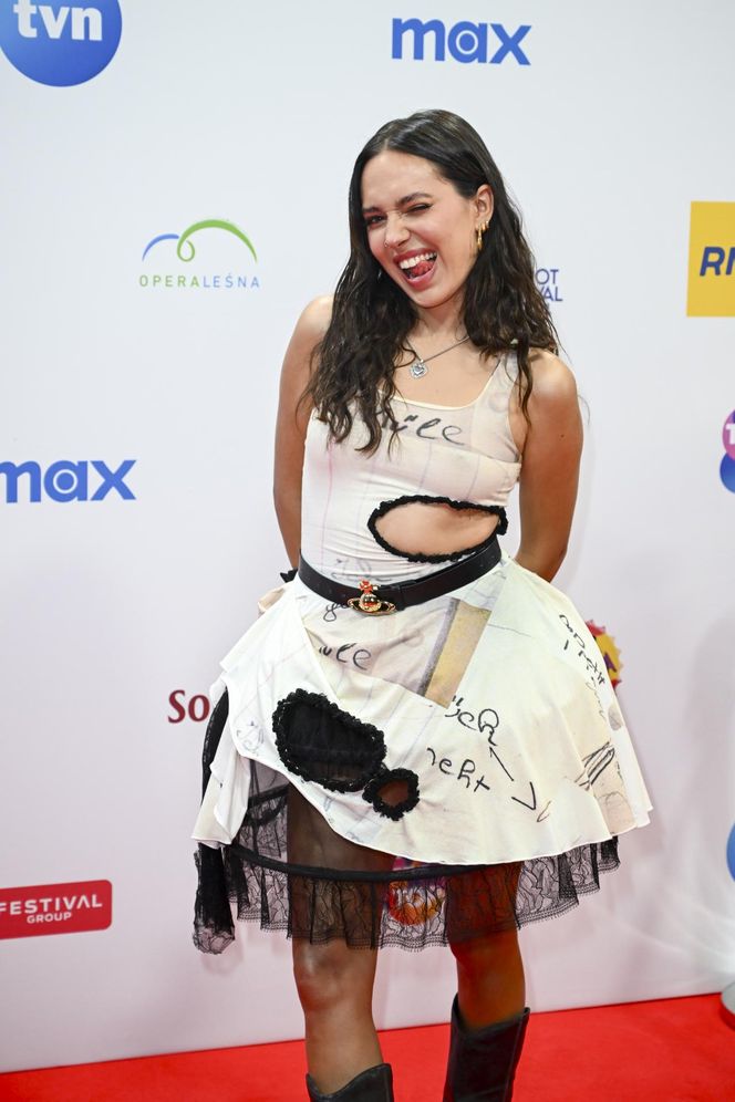 Zalia podbija scenę i serca fanów. Dlaczego mówi o niej cała Polska?