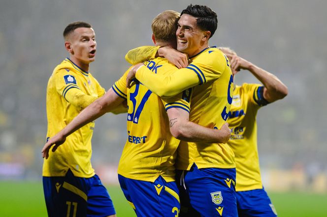 Arka Gdynia - Lech Poznań: Zdjęcia kibiców z meczu 15. kolejki PKO BP Ekstraklasy