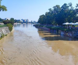 Trwa zabezpieczanie budynków