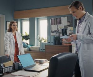 M jak miłość, odcinek 1850. Olek (Maurycy Popiel), Aneta (Ilona Janyst)