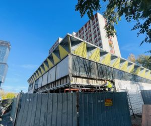 Budynek Biedronki projektu Kwaśniewicza w Katowicach