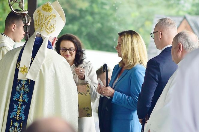 Odpust w Gietrzwałdzie. Do słynącej z Objawień Maryjnych miejscowości przyjechały tłumy