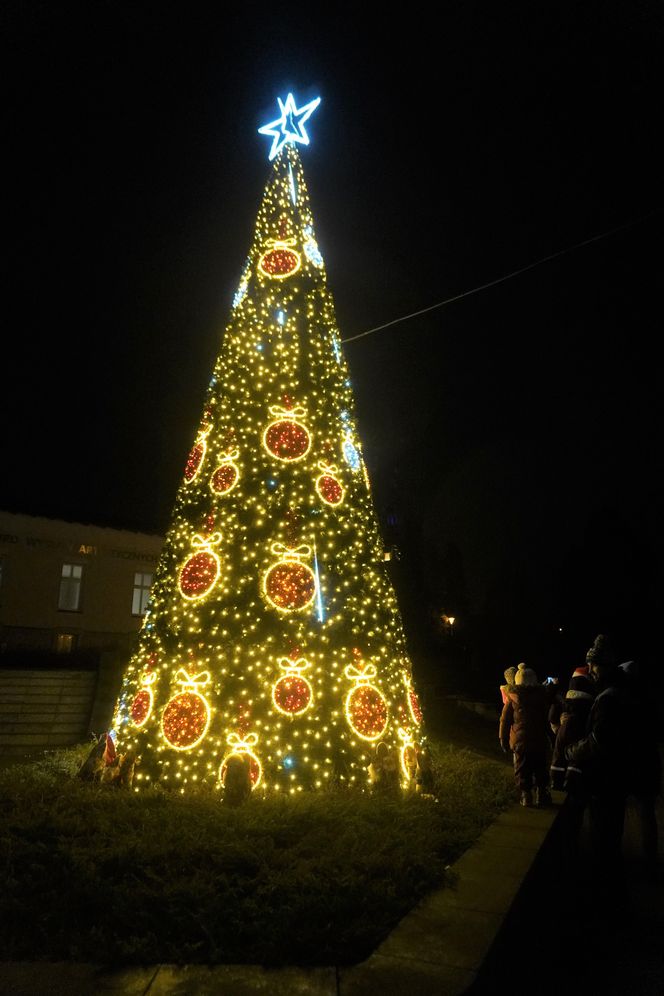 Świąteczne iluminacje 2024 w centrum Kielc