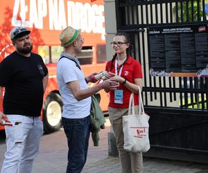 Czerwony autobus linii 7Days już na ulicach Lublina! Za nami inauguracja trasy podczas parady studentów