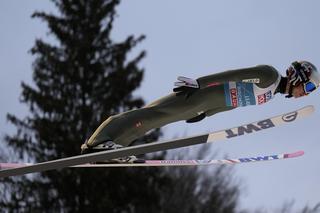 O której godzinie SKOKI DZISIAJ piątek 6 stycznia 2023 O której skoki narciarskie w Bischofshofen TCS 6.01