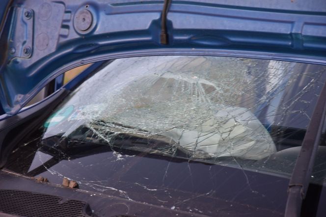Trzy osoby poszkodowane w wypadku niedaleko Kościana. Policja wyjaśnia kto zawinił