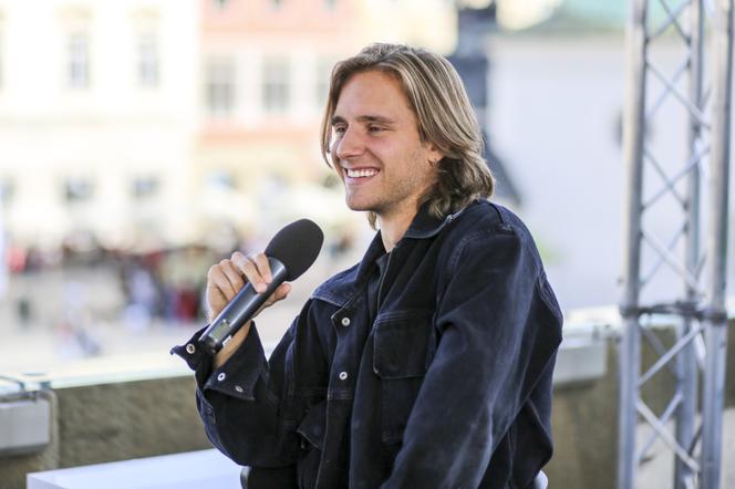 Musiał dorobić