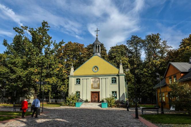  Łódzki Park Kultury Miejskiej - drewniany kościół pw. św. Andrzeja Boboli 