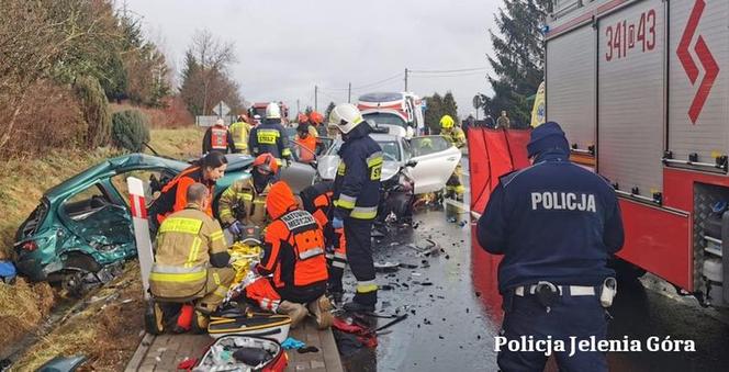 18-letni kierowca miał zakaz prowadzenia pojazdów