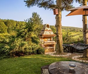 Grill betonowy w ogrodzie - poradnik zakupowy i montażowy dla pasjonatów grillowania