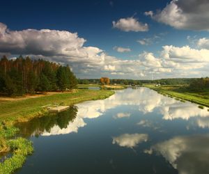 Najlepsze trasy wodne w Podlaskiem na letni weekend