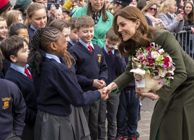 Księżna Kate w bliźniaczej ciąży?!