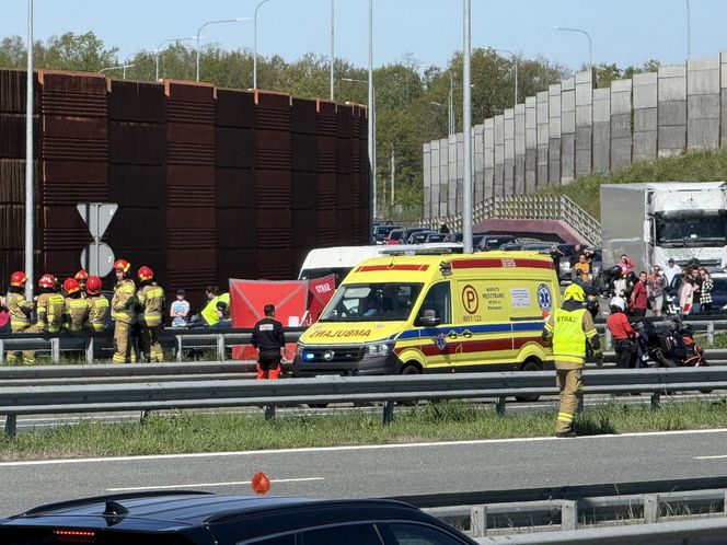 Dramat w Majdanie. Nie żyje motocyklista. Pasażerka walczy o życie