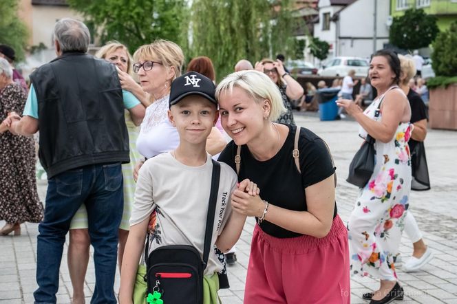 Starachowickie potańcówki na Rynku 2025