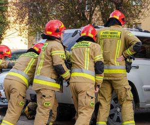 Zabrze: 42-latek przygnieciony przez samochód osobowy