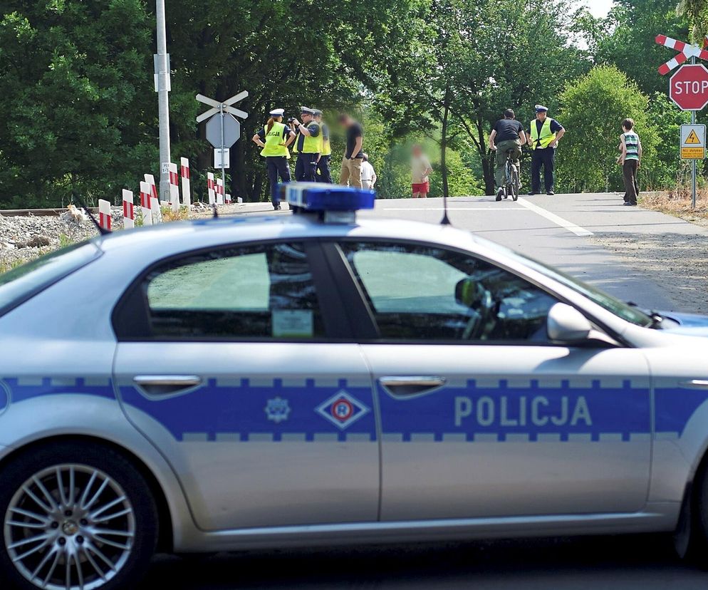 Tragedia na torach była o włos! Bezmyślne zachowanie nastolatków, szuka ich policja