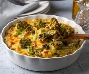 Bez mięsa, ale z mnóstwem smaku. Ta wegetariańska zapiekanka zasmakuje każdemu