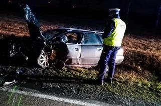 Podlaskie. Jechał na czołówkę. Drugi kierowca musiał uciekać na pobocze [ZDJĘCIA]