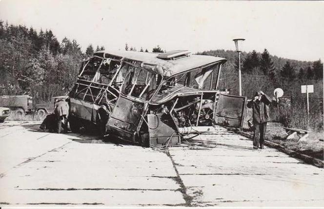 Katastrofa autobusowa w Wilczym Jarze: 44 lat temu zginęło 30 osób, w tym górnicy