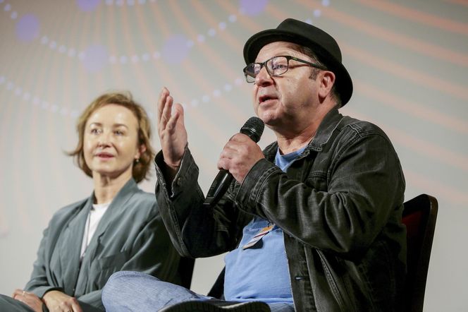 Gabriela Muskala Zbigniew Zamachowski jadą metrem