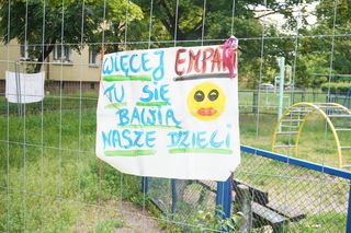 Ogrodzony plac zabaw na Winogradach