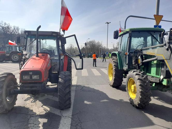 Protest rolników. Zablokowano skrzyżowanie w samej Łodzi. Do kiedy należy spodziewać się utrudnień?