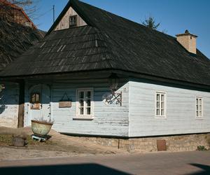 Wyjątkowa wieś w Małopolsce. Zachwycał się nią Robert Makłowicz 