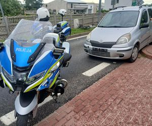 ​70-latek potrącił dwoje pieszych. Wypadek niedaleko Kościana