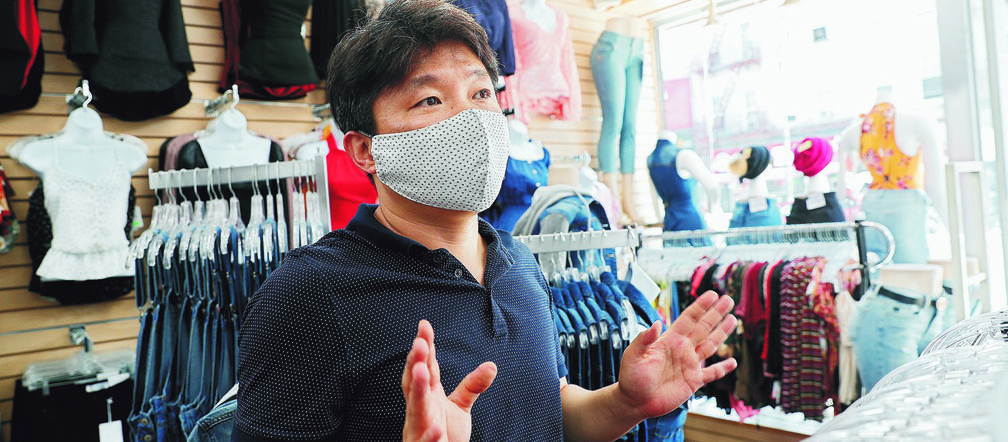 Nowojorczycy wrócili do sklepów